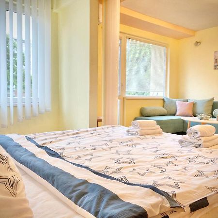 Sunny Central Apartment With Tv & Wi-Fi Stara Zagora Exterior photo