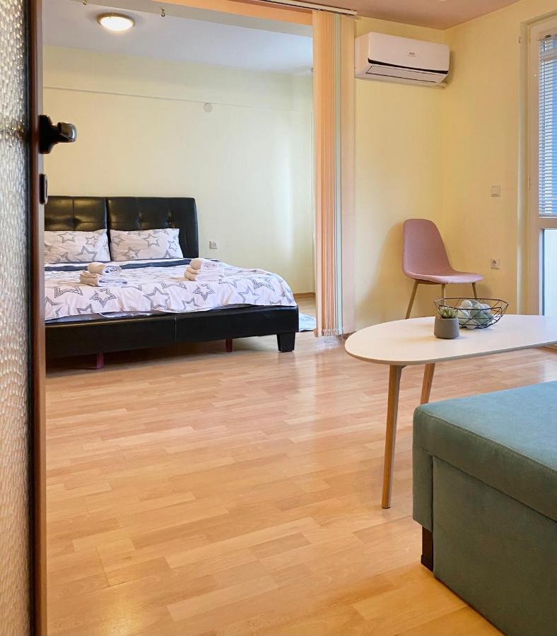 Sunny Central Apartment With Tv & Wi-Fi Stara Zagora Exterior photo